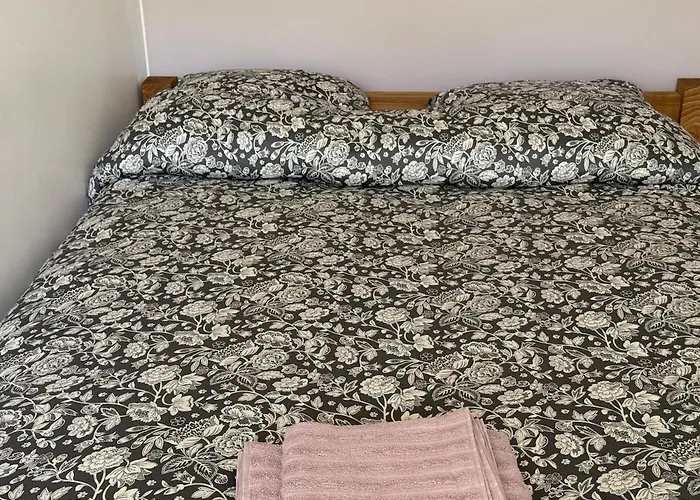 4 Bedroom Appartamento *